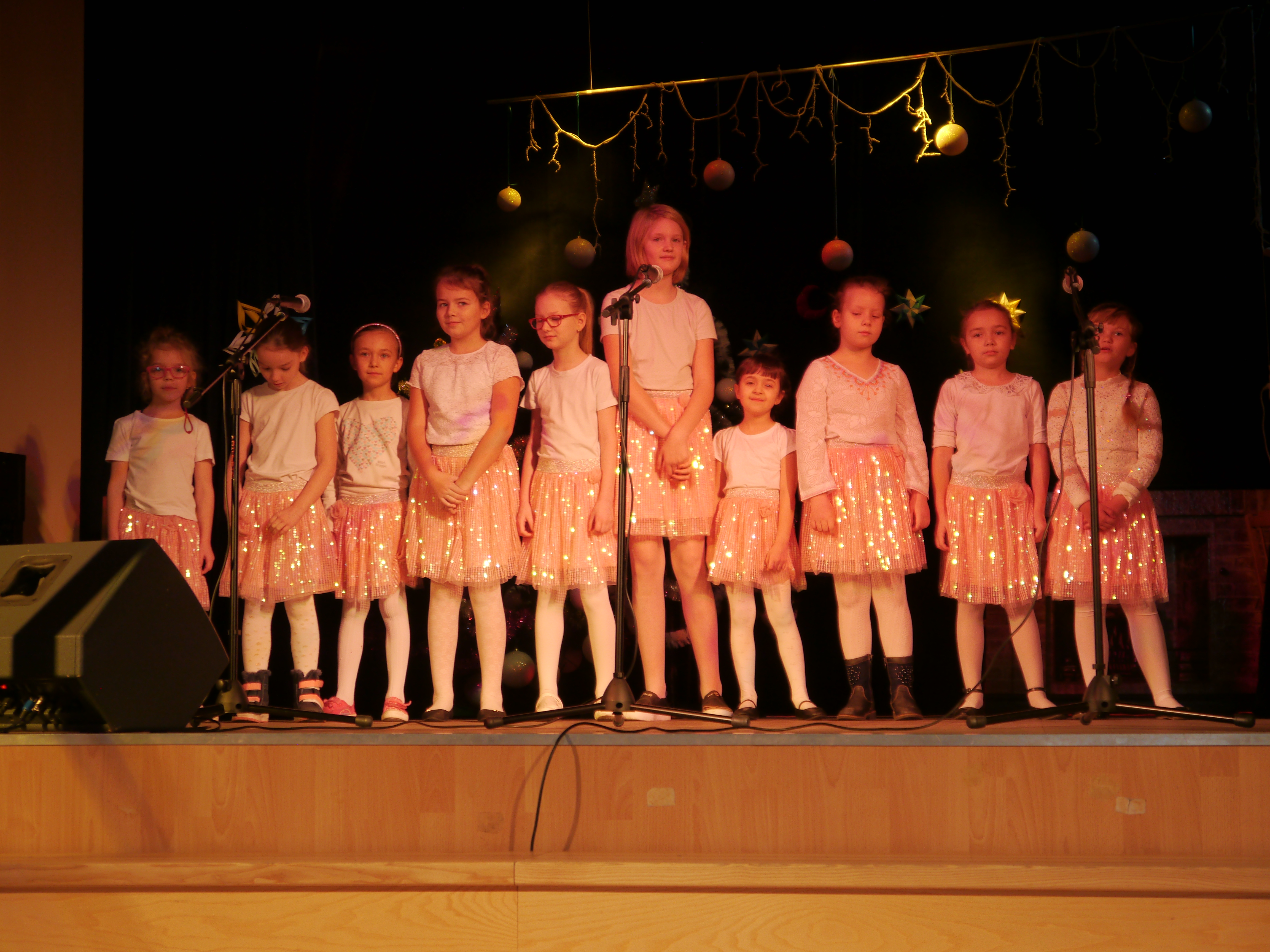 You are currently viewing Sukces Dziecięcego Zespołu Wokalnego MDK